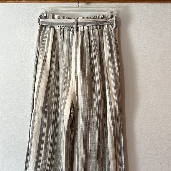 Francesca’s |.Harper Cream & Taupe Chambray Tie Elastic Waist Waist Pants - Picture 4 of 7